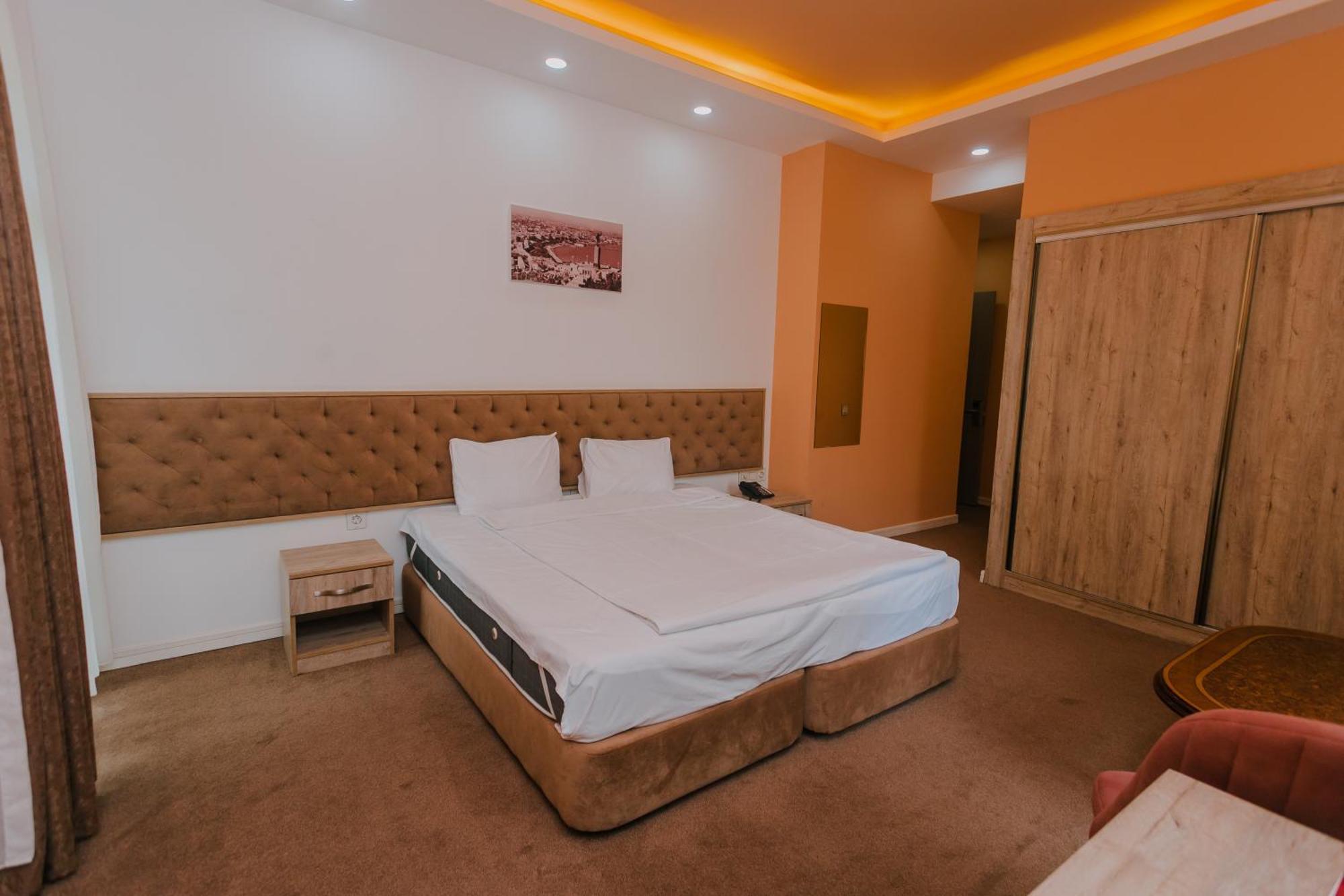 Madina-Zamzam Halal Hotels Group Baku Eksteriør billede